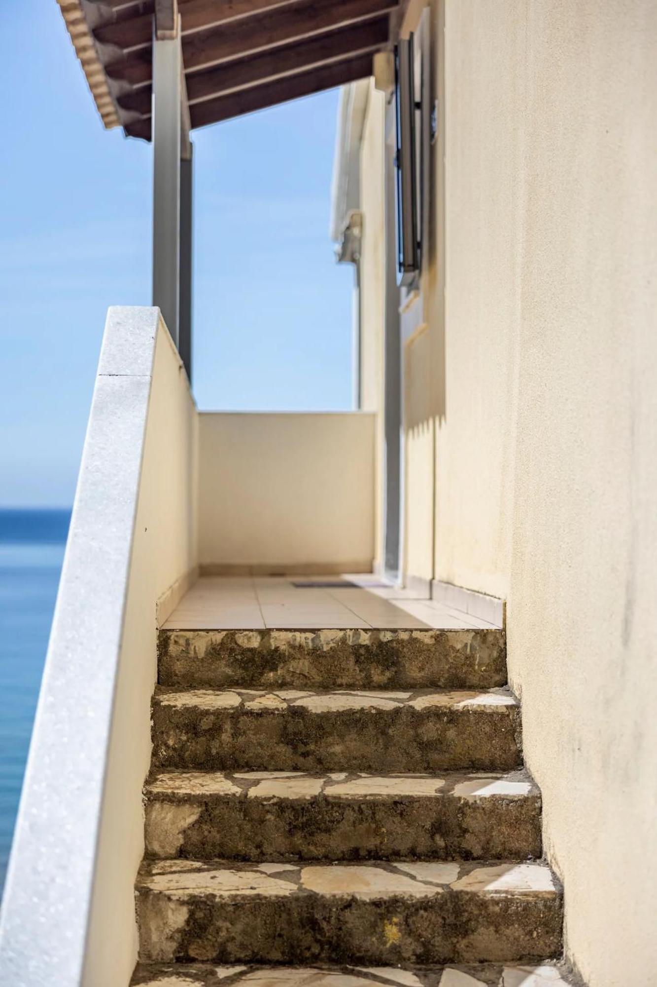 Amazing Sea View Balcony Ginos 123 *